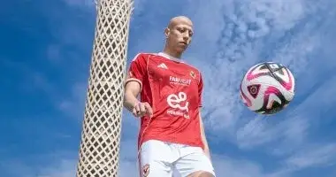الأهلي يطلب من عموتة حسم مستقبل عمرو الجزار وياسين مرعى
