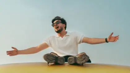 أغنية "إحنا الأبطال" لـ الحسن عادل تتصدر ترند رقم واحد على يوتيوب