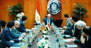 وزير الاستثمار يبحث مع مسؤولي شركة سكاتك النرويجية الخطط الاستثمارية