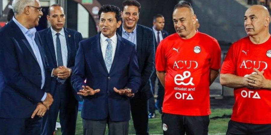 بحضور وزير الرياضة، منتخب مصر يواصل استعداداته لمواجهة موريتانيا