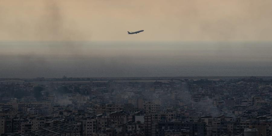 بسبب السفر إلى لبنان.. النائب العام الإماراتي يأمر بالتحقيق مع مواطن ويوجه تحذيرا - الأول نيوز