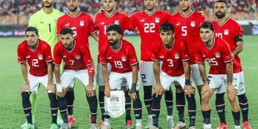 ناقد رياضي: نتائج المنتخب قادرة على إعادة الجماهير إلى المدرجات