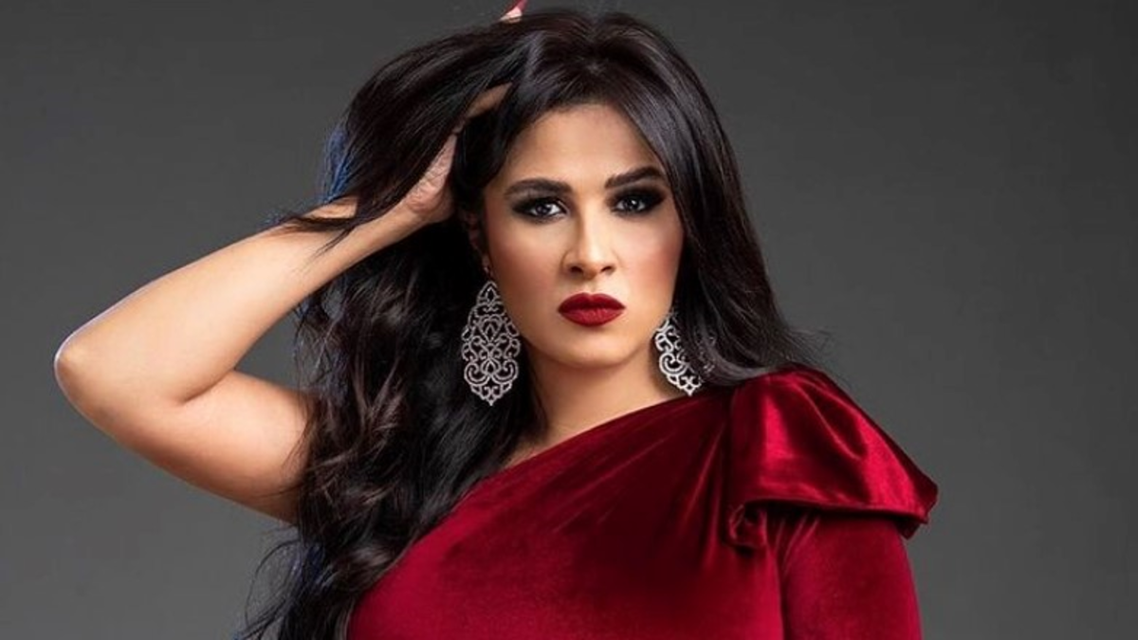 حساب الفنانة ياسمين عبد العزيز على إنستغرام