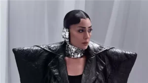 غادة عبد الرازق تخطف الأنظار بإطلالة جديدة في جلسة تصوير جريئة