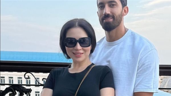 صور شهر العسل لمي عز الدين وأحمد تيمور