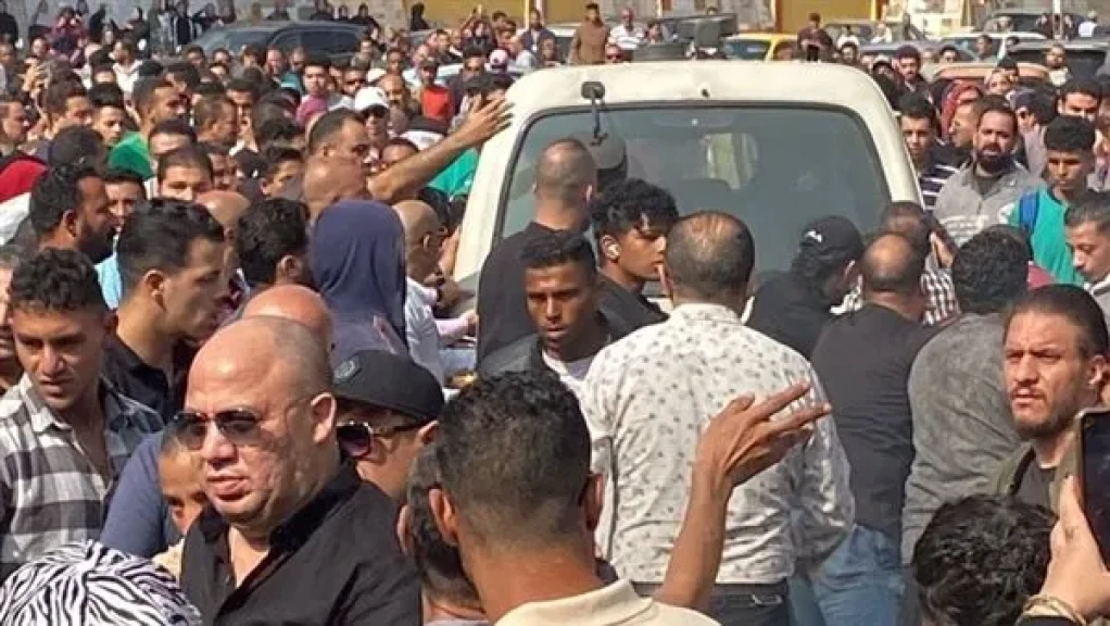 تشييع جثمان المطرب الشعبي إسماعيل الليثي