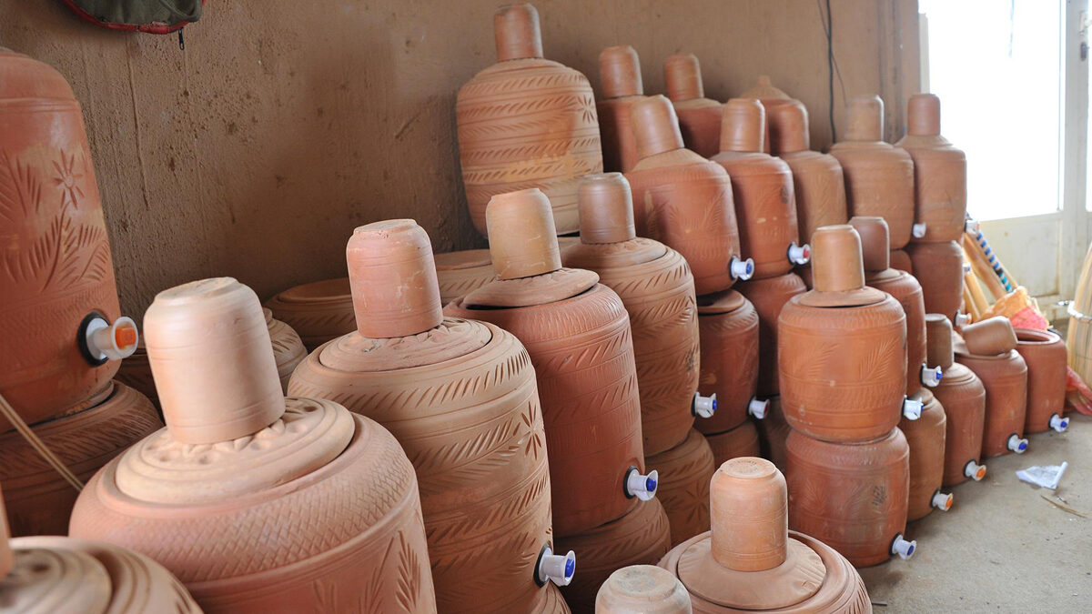 الأواني الحجرية في جازان رمز تراثي يجمع بين الأصالة وروعة الطبيعة