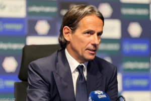 إنزاجي: أهدرنا هدفين.. والاتحاد ثابت
                                                2026.02.22 | 01:18 am
                                                اعترف الإيطالي سيموني إنزاجي، مدرب فريق الهلال الأول لكرة القدم، بظهور «الأزرق» بعيدًا عن مستواه المعهود في مباراة «الكلاسيكو» أمام الاتحاد، السبت، ضمن الجولة الـ 23 من دوري روشن السعودي «جولة يوم التأسيس».
وفي مؤتمرٍ  ...