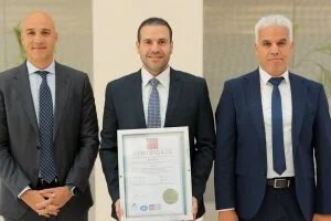 مجموعة إي اف چي القابضة تحصل على شهادة ISO 45001 لتعزيز معايير الصحة والسلامة المهنية