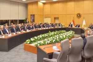 وزيرا الاستثمار والصناعة يعقدان اجتماعا موسعا مع كافة المجالس التصديرية