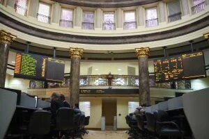 البورصة حمراء بختام جلسة الإثنين والتداولات تلامس الـ10 مليارات جنيه