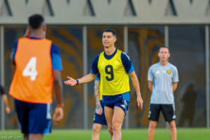 من أجل الحزم.. النصر يستدعي 21 لاعبا
                                                2026.02.21 | 01:33 am
                                                استدعى البرتغالي جورجي جيسوس، مدرب فريق النصر الأول لكرة القدم، 21 لاعبًا لمواجهة الحزم، السبت في الرياض، على أن يستبعد أحدهم من قائمة المباراة، المنتمية إلى الجولة الـ 23 من دوري روشن السعودي «جولة يوم التأسيس».
ووفق  ...