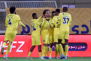 بعد 6 أعوام.. الحزم يقهر الاتفاق
                                                2026.02.28 | 12:02 am
                                                حقق فريق الحزم الأول لكرة القدم انتصارًا غاب ستة أعوام أمام الاتفاق بعد تغلبه عليه 3ـ1 خلال المواجهة التي احتضنها ملعبه في الرس، الجمعة ضمن منافسات الجولة الـ24 من دوري روشن السعودي.
ويعود الفوز الأخير للحزم على الاتفاق  ...