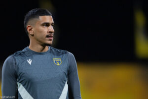 المفرج يرفض عرض التجديد
                                                2026.02.24 | 01:41 am
                                                رفض متعب المفرج، مدافع فريق التعاون الأول لكرة القدم، عرض تجديد عقده المقدَّم من إدارة النادي، حسبَ مصدرٍ خاصٍّ بـ «الرياضية».
وأوضح المصدر ذاته، أن سبب الرفض يعود إلى عدم مناسبة العرض من الناحية المالية، وستتضح الصورة  ...