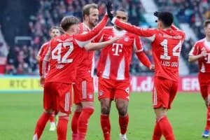 بايرن ميونخ يسعى لمواصلة تفوقه التاريخي ضد آينتراخت فرانكفورت