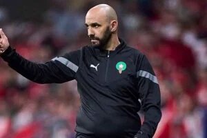 تقارير مغربية: وليد الركراكي يقترب من الرحيل عن تدريب منتخب المغرب