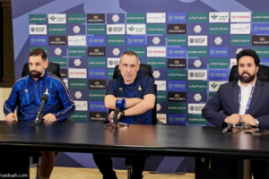 دونيس: فقدنا لاعبين مبكرا.. والنقص العددي صعّب المهمة
                                                2026.02.22 | 12:44 am
                                                أبدى اليوناني جورجيس دونيس، مدرب فريق الخليج الأول لكرة القدم، استياءه من الظروف التي رافقت مواجهة نيوم، السبت، ضمن مباريات الجولة 23 من دوري روشن السعودي،« جولة يوم التأسيس»، مؤكدًا أن خسارة لاعبين قبل وخلال المباراة  ...