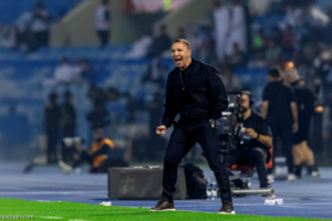 رودجرز بعد الديربي: الرباعية مصدر سعادتي
                                                2026.02.24 | 12:39 am
                                                عبّر الإيرلندي الشمالي بريندان رودجرز، مدرب فريق القادسية الأول لكرة القدم، عن سعادته بمستوى لاعبيه في ديربي الشرقية، خاصةً إنهائهم المباراة بنفس قوة البداية.
وبعد الفوز الكبير 4ـ0 على الاتفاق، الإثنين في الدمام، صرّح  ...