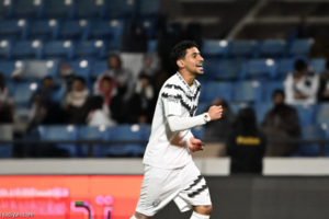 بالعبيد: نريد إرضاء جمهورنا بالهلال
                                                2026.02.21 | 01:54 am
                                                عبَّر سعد بالعبيد، ظهير أيسر فريق الشباب الأول لكرة القدم، عن تفاؤله بتحقيق نتيجةٍ إيجابيةٍ أمام الهلال بعد الفوز على ضمك، 3ـ1، مساء الجمعة، ضمن الجولة الـ 23 من دوري روشن السعودي «جولة يوم التأسيس».
وعقب المباراة، قال  ...