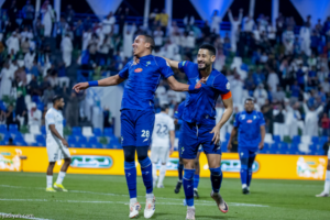 ثنائية الأخدود تعيد الفتح  إلى الانتصارات
                                                2026.02.24 | 12:53 am
                                                عاد فريق الفتح الأول لكرة القدم إلى الانتصارات بعد أن كسب ضيفه الأخدود 2-1، الإثنين، على ملعب ميدان تمويل الأولى في الأحساء ضمن الجولة الـ 10 المؤجلة من دوري روشن السعودي.
واحتفل الفتح بانتصاره الأول منذ 8 جولات.
سجل لأصحاب  ...