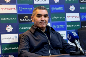 قادري: بحثنا عن الفوز.. وأهدرنا خمس فرص
                                                2026.02.25 | 12:29 am
                                                أبدى التونسي جلال قادري، مدرب فريق الحزم الأول لكرة القدم، رضاه عن لاعبيه بعد التعادل مع الاتحاد 1ـ1، الثلاثاء، ضمن الجولة العاشرة المؤجلة من دوري روشن السعودي، واصفًا النتيجة بالمكسب أمام فريق كبير.
وقال قادري في  ...