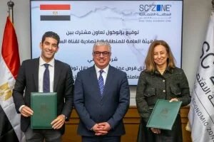 اقتصادية قناة السويس توقع بروتوكول تعاون مع شغلنى لتدريب وتشغيل العمالة بمشروعات الهيئة