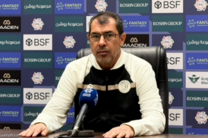 كاريلي: استغلوا أخطاءنا.. والبقاء يفرض علينا العمل بقوة
                                                2026.02.21 | 01:07 am
                                                وَعَدَ البرازيلي فابيو كاريلي، مدرب فريق ضمك الأول لكرة القدم، بـ «العمل بقوة» خلال الفترة المقبلة للبقاء في دوري روشن السعودي، مشيرًا إلى استغلال الشباب أخطاء لاعبيه في المباراة التي جرت، الجمعة، ضمن الجولة الـ 23  ...