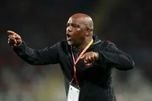 موسيماني: العودة إلى صن داونز واردة وحلمى أمم أفريقيا مع البافانا