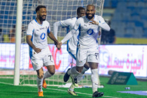 أمام الخليج.. نيوم يسجّل الانتصار التاسع
                                                2026.02.22 | 12:18 am
                                                حسم فريق نيوم الأول لكرة القدم انتصاره التاسع في دوري روشن، بعد فوزه على الخليج 1ـ0 في المواجهة التي جمعتهما، السبت، على ملعب الأمير محمد بن فهد، ضمن الجولة الـ23 «جولة يوم التأسيس».
وشهد الشوط الأول طرد اليوناني  ...