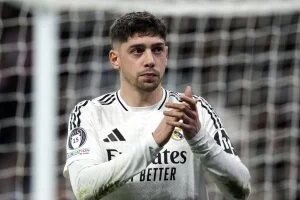 يويفا يرفض شكوى بنفيكا ضد فالفيردي لاعب ريال مدريد