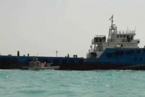 أسعار النفط تواصل ارتفاعها مدفوعة بتصاعد التوترات وتعطل حركة الشحن