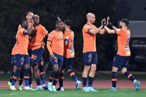 الفيحاء يرد الدين إلى الاتفاق
                                                2026.03.13 | 11:58 pm
                                                رد فريق الفيحاء الأول لكرة القدم الدين إلى ضيفه الاتفاق بعد فوزه عليه بهدف نظيف خلال المواجهة التي جرت على ملعب مدينة المجمعة الرياضية، الجمعة ضمن جولة «يوم العلم»، الـ26 من دوري روشن السعودي.
 وسجل الغيني ألفا سيميدو  ...