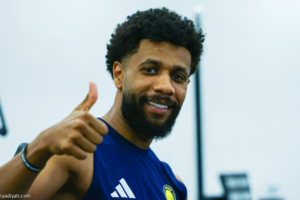 النصر.. اتفاق يحول النجعي إلى النخبة
                                                2026.03.09 | 05:22 pm
                                                اتفق البرتغالي جورجي جيسوس، مدرب فريق النصر الأول لكرة القدم، مع نظيره البرازيلي مارسيلو سالازار، مدرب تحت 21 عامًا، على منح سامي النجعي، لاعب المحور، دقائق أكثر في «دوري جوي» بهدف استعادة حساسية اللعب لديه، وفق مصدر  ...