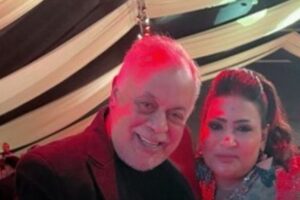 بدرية طلبة لـ أشرف زكي بعد انتهاء أزمتها مع «المهن التمثيلية»: مفيش كلام يوصف وقفتك