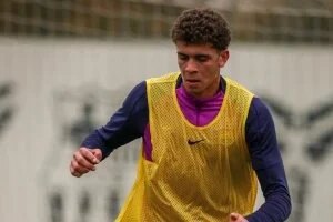 برشلونة يحدد خطة تجهيز حمزة عبدالكريم للمشاركة فى المباريات