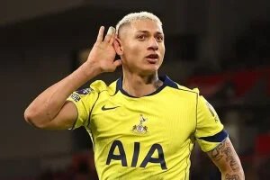 توتنهام يحبط ليفربول بتعادل قاتل 1-1 فى الدورى الإنجليزى.. فيديو