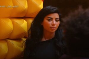 رامز ليفل الوحش.. كارولين عزمي تكشف عن الفنانة الأجمل في الوسط الفني