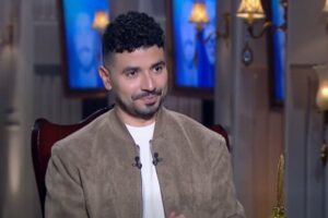 محمد أنور: حلم عمري أشتغل مع هنيدي أو سعد أو حلمي.. وأميل لمدرسة هذا الفنان