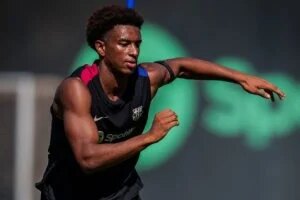 غموض مستقبل بالدي مع برشلونة