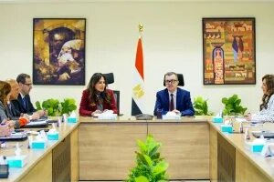 وزيرا التخطيط والإسكان يناقشان الخطة الاستثمارية حتى 2030 لتعزيز التنمية العمرانية