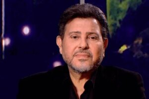 وزيرة الثقافة تكشف تطورات الحالة الصحية لـ هاني شاكر بعد خضوعه لجراحة عاجلة