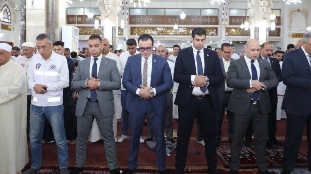 أجواء احتفالية بالبحر الأحمر بعد أداء المحافظ صلاة عيد الأضحى في الغردقة