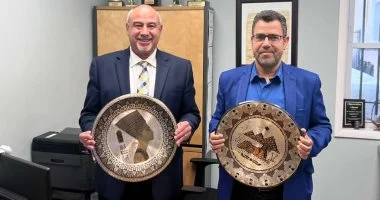 “` أخصائي مصري يتحدث في نيويورك عن التحديات الصحية الكبرى مثل السمنة والتوحد للأطفال “`