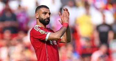 تألق محمد صلاح في قائمة نجوم الدوري الإنجليزي مع غياب مرموش الملحوظ