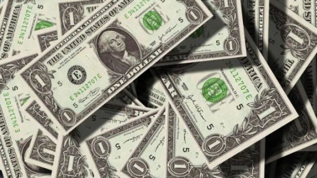 أسعار الدولار تثير الجدل في مصر اليوم الأربعاء 20 مايو 2026 وسط تذبذب الأسواق