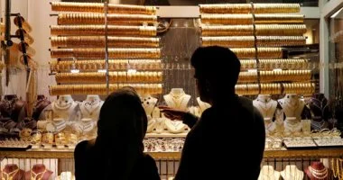 “` أسواق الذهب في الإمارات تشهد تحركات هادئة واستقراراً نسبياً في الأسعار رغم التغيرات العالمية “`