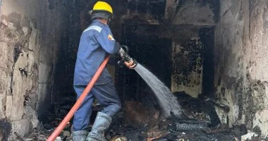 إخماد حريق كبير في مخزن غذائي بأطفيح والجهات المعنية تؤكد عدم وجود إصابات