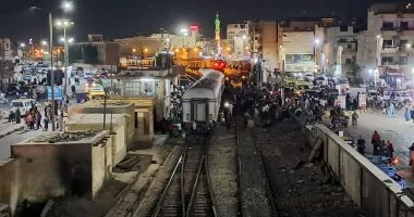 إصابة خطيرة لموظف بالسكة الحديد نتيجة صدمه قطار أثناء صيانة في المنصورة