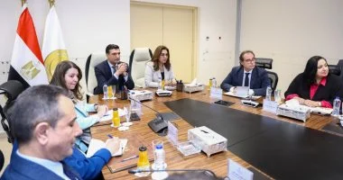 “` إطلاق المنظومة الإلكترونية الجديدة يسهم في توحيد سجل البيانات البيئية للقطاع الصناعي “`
