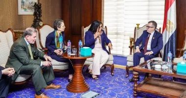 “` اجتماع موسع برئاسة وزير التخطيط لتعزيز التمويل المحلي لمشروعات البنية التحتية في مصر “`
